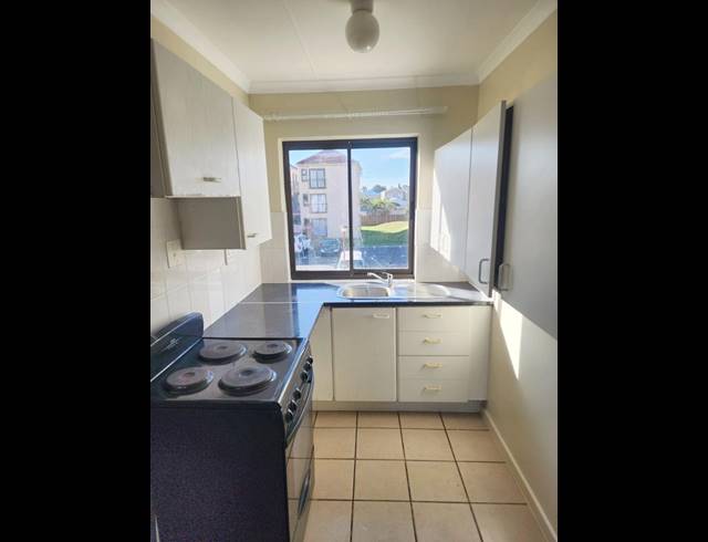 2 BEDROOM PROPERTY TO RENT IN GULDENLAND
